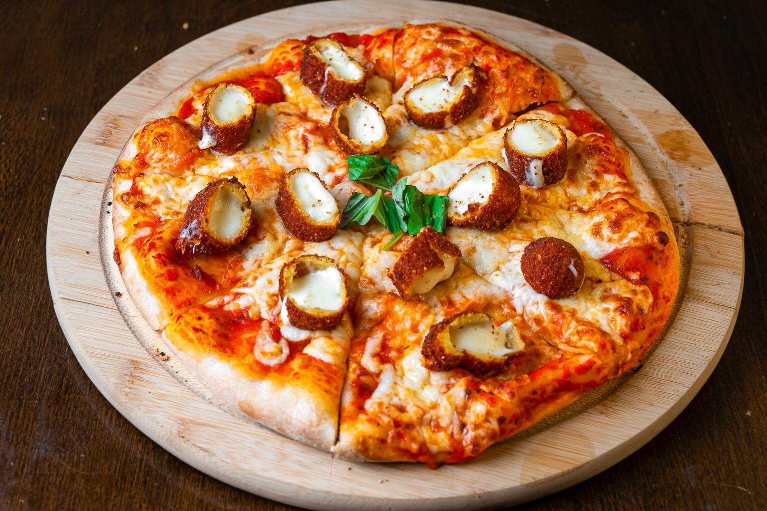 Mozzarella Sticks Pizza